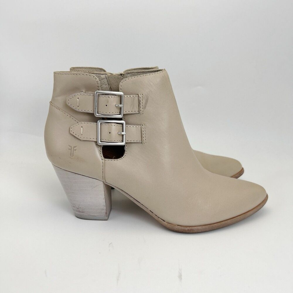 FRYE Jennifer Ankle Boots Women's Size 8 M Ivory Leather Belted Shootie 3476780